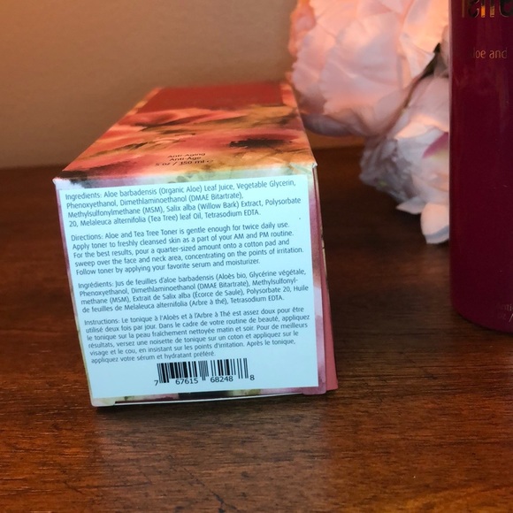 Aloe & Tea Tree Facial Toner NIB - Picture 3 of 4